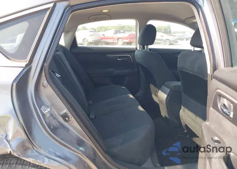 2015 Nissan Altima 2.5/2.5 S/2.5 Sl/2.5 Sv из США, поврежденный, VIN 1N4AL3AP1FC118872